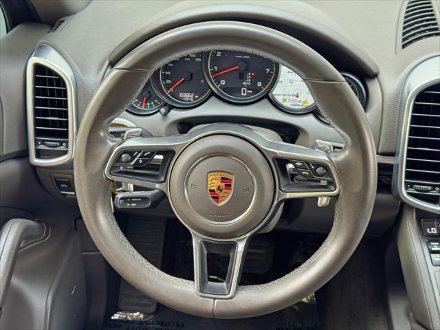 2017 Porsche Cayenne Platinum Edition