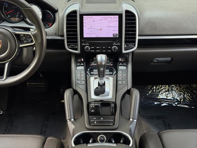 2017 Porsche Cayenne Platinum Edition