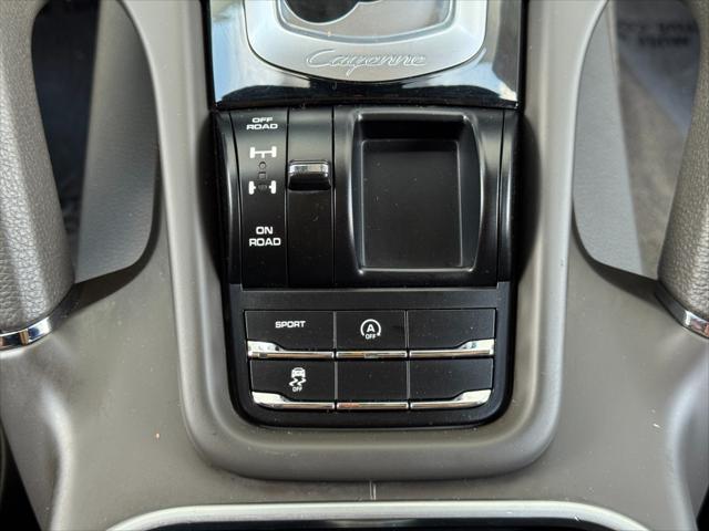 2017 Porsche Cayenne Platinum Edition