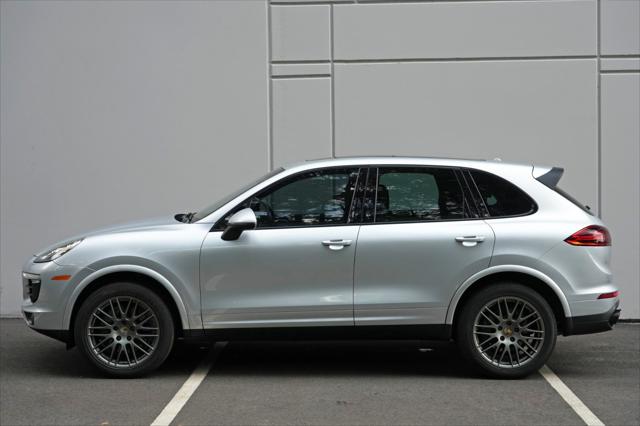 2017 Porsche Cayenne Platinum Edition