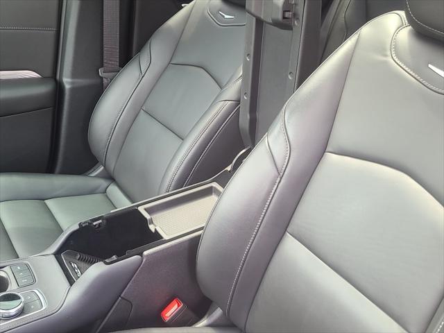 2024 Cadillac XT4 AWD Premium Luxury