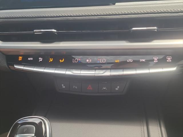 2024 Cadillac XT4 AWD Premium Luxury