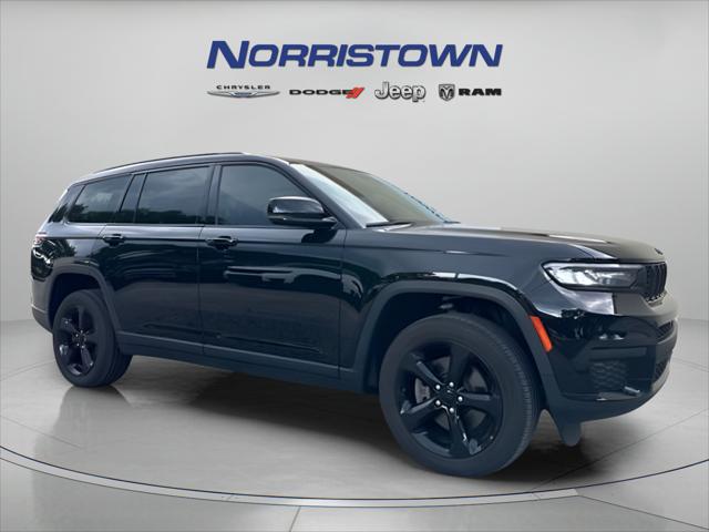 2023 Jeep Grand Cherokee L Altitude 4x4 2023 Jeep Grand Cherokee L Altitude 4x4