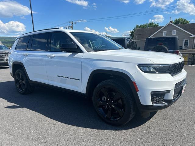 2023 Jeep Grand Cherokee L Limited 4x4 2023 Jeep Grand Cherokee L Limited 4x4