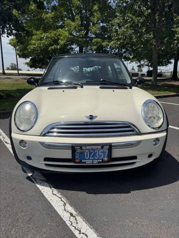 2006 MINI Cooper Base