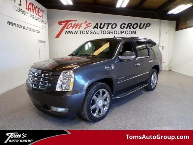 2011 Cadillac Escalade Luxury for sale in Des Moines, IA