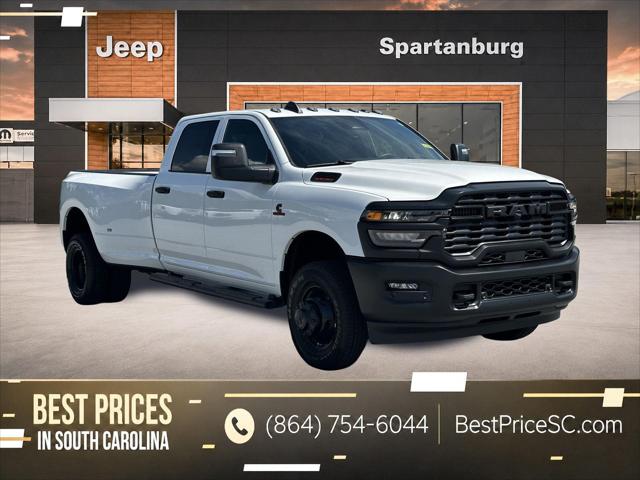 2026 RAM Ram 3500 RAM 3500 TRADESMAN CREW CAB 4X4 8 BOX