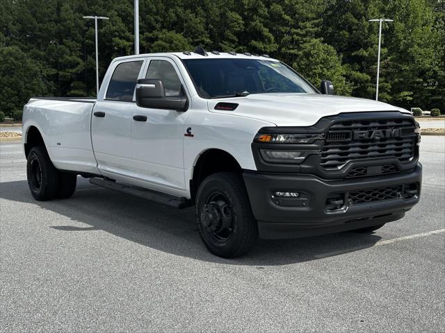 2026 RAM Ram 3500 RAM 3500 TRADESMAN CREW CAB 4X4 8 BOX
