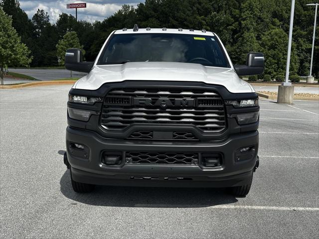 2026 RAM Ram 3500 RAM 3500 TRADESMAN CREW CAB 4X4 8 BOX