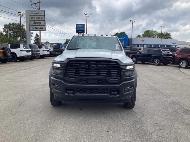2026 RAM 5500 Chassis RAM 5500 TRADESMAN CHASSIS REGULAR CAB 4X4 84 CA