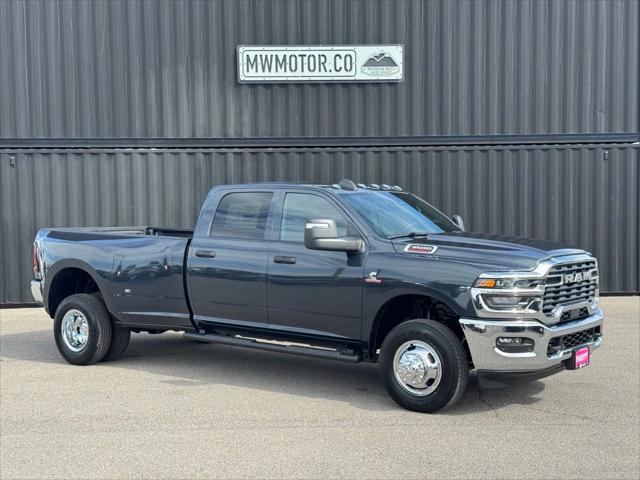 2026 RAM Ram 3500 RAM 3500 TRADESMAN CREW CAB 4X4 8 BOX