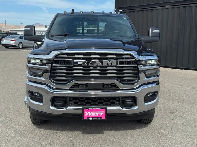 2026 RAM Ram 3500 RAM 3500 TRADESMAN CREW CAB 4X4 8 BOX