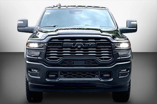 New 2026 Diamond Black Crystal Pearl-Coat Exterior Paint RAM  image 3