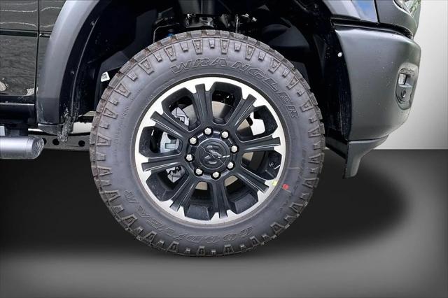 New 2026 Diamond Black Crystal Pearl-Coat Exterior Paint RAM  image 33