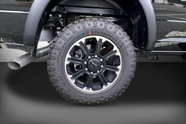 New 2026 Diamond Black Crystal Pearl-Coat Exterior Paint RAM  image 35