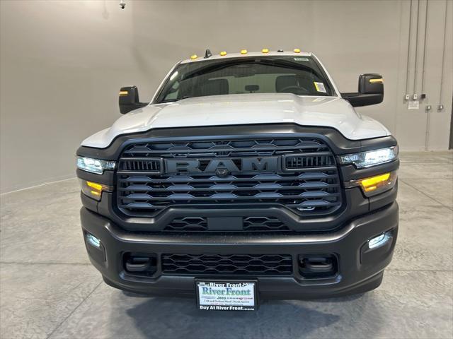 2026 RAM 3500 Chassis RAM 3500 TRADESMAN CREW CAB CHASSIS 4X4 60 CA