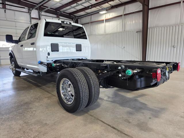 2026 RAM 3500 Chassis RAM 3500 TRADESMAN CREW CAB CHASSIS 4X4 60 CA