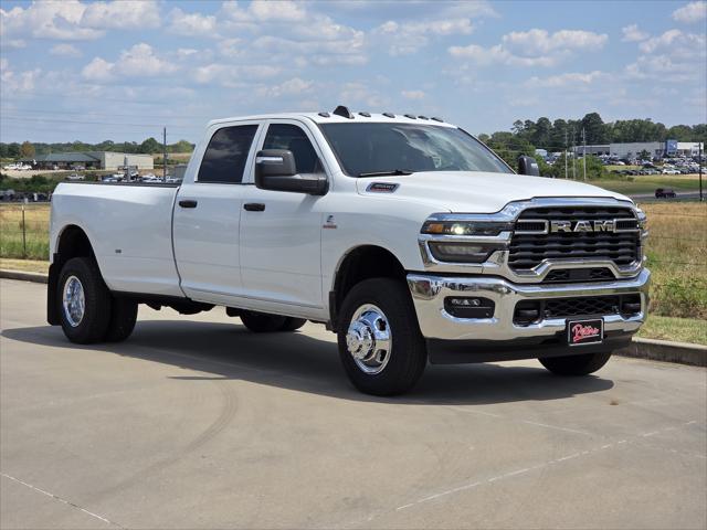 2026 RAM Ram 3500 RAM 3500 TRADESMAN CREW CAB 4X4 8 BOX