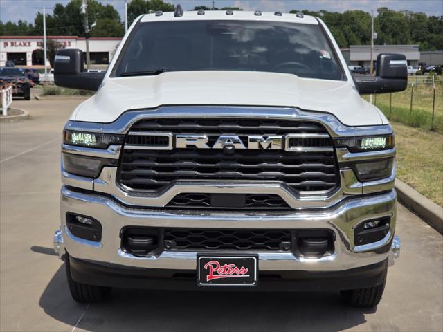 2026 RAM Ram 3500 RAM 3500 TRADESMAN CREW CAB 4X4 8 BOX