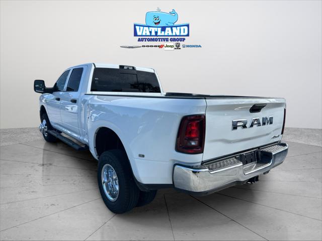 2026 RAM Ram 3500 RAM 3500 TRADESMAN CREW CAB 4X4 8 BOX