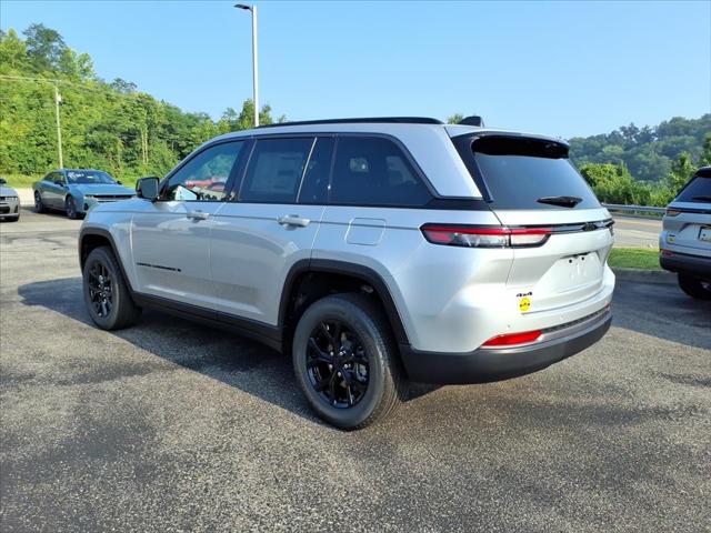 2026 Jeep Grand Cherokee GRAND CHEROKEE LAREDO ALTITUDE 4X4 2026 Jeep Grand Cherokee GRAND CHEROKEE LAREDO ALTITUDE 4X4