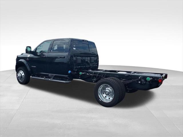 2026 RAM 5500 Chassis RAM 5500 BIG HORN CHASSIS CREW CAB 4X4 60 CA
