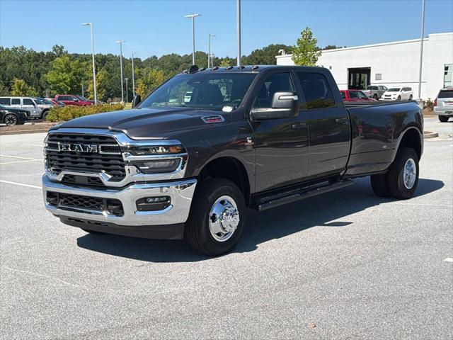 2026 RAM Ram 3500 RAM 3500 TRADESMAN CREW CAB 4X4 8 BOX