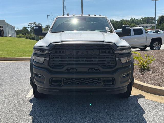 2026 RAM 5500 Chassis RAM 5500 TRADESMAN CHASSIS CREW CAB 4X4 84 CA 2026 RAM 5500 Chassis RAM 5500 TRADESMAN CHASSIS CREW CAB 4X4 84 CA