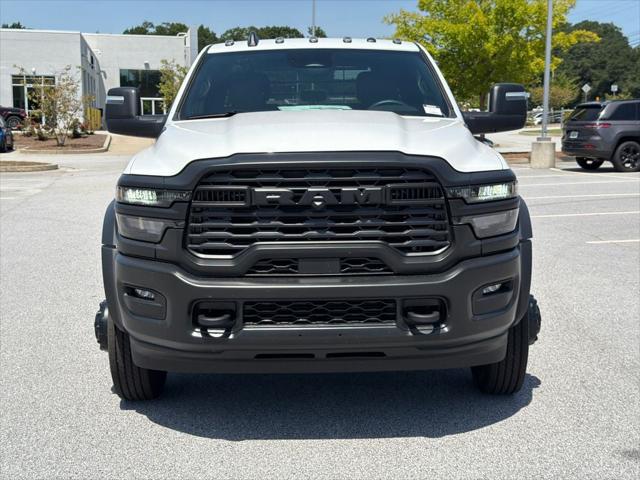 2026 RAM 5500 Chassis RAM 5500 TRADESMAN CHASSIS CREW CAB 4X4 84 CA