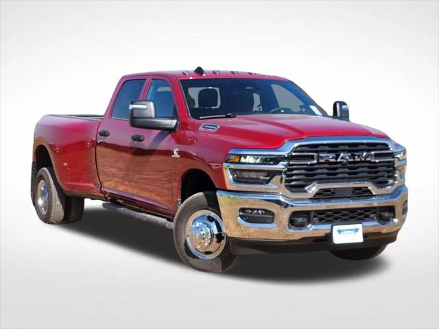 2026 RAM Ram 3500 RAM 3500 TRADESMAN CREW CAB 4X4 8 BOX