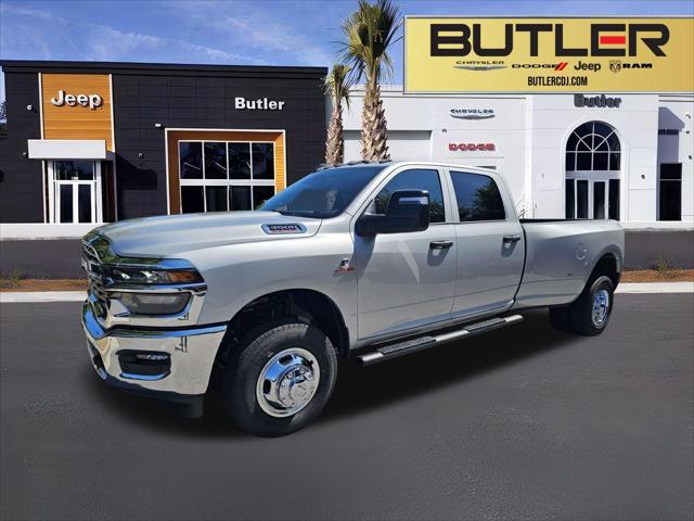 2026 RAM Ram 3500 RAM 3500 TRADESMAN CREW CAB 4X4 8 BOX