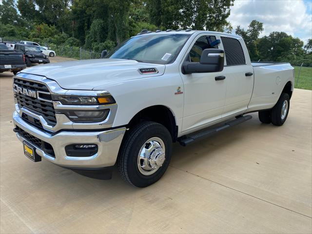 2026 RAM Ram 3500 RAM 3500 TRADESMAN CREW CAB 4X4 8 BOX