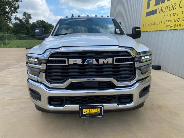 2026 RAM Ram 3500 RAM 3500 TRADESMAN CREW CAB 4X4 8 BOX