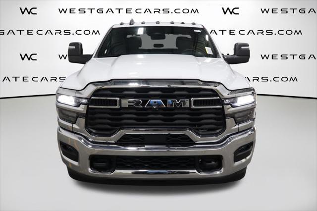 2026 RAM 3500 Chassis RAM 3500 TRADESMAN CREW CAB CHASSIS 4X4 60 CA