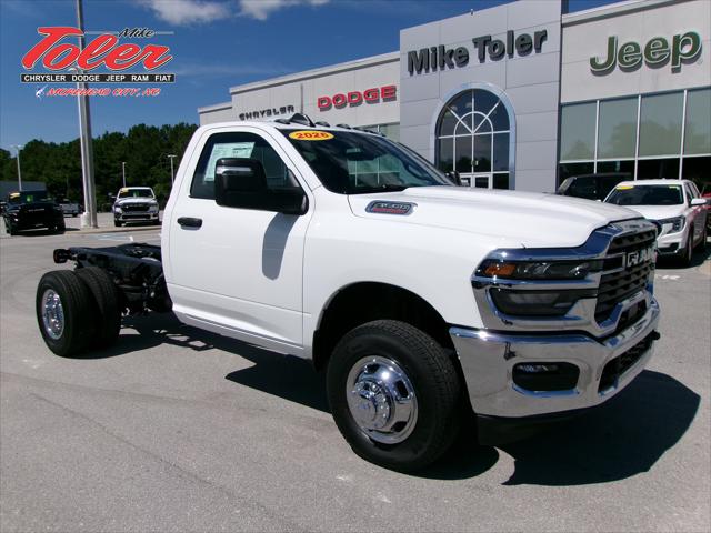 2026 RAM 3500 Chassis RAM 3500 TRADESMAN CHASSIS REGULAR CAB 4X4 60 CA