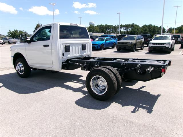 2026 RAM 3500 Chassis RAM 3500 TRADESMAN CHASSIS REGULAR CAB 4X4 60 CA