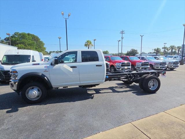 2026 RAM 5500 Chassis RAM 5500 TRADESMAN CHASSIS CREW CAB 4X4 84 CA