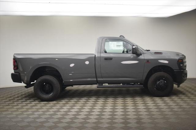 2026 RAM Ram 3500 RAM 3500 TRADESMAN REGULAR CAB 4X4 8 BOX