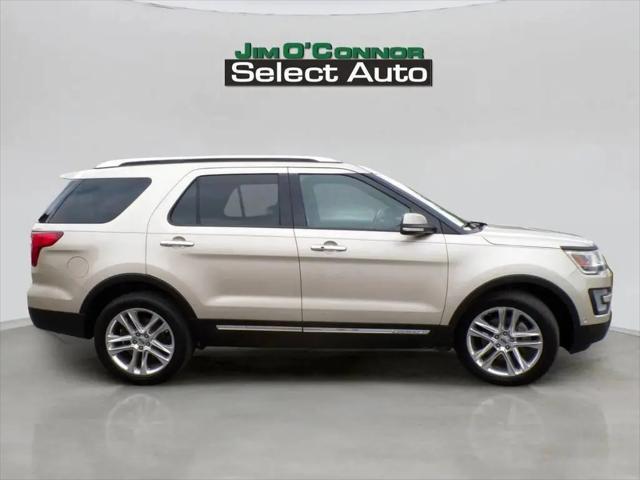 2017 Ford Explorer Limited for sale in Oconomowoc, WI