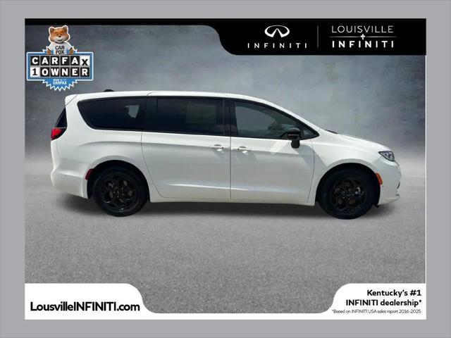 2024 Chrysler Pacifica Hybrid S Appearance Pkg for sale in Louisville, KY