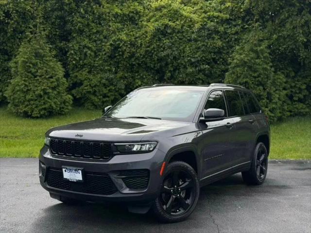2023 Jeep Grand Cherokee Altitude X 4x4 for sale in Oak Forest, IL