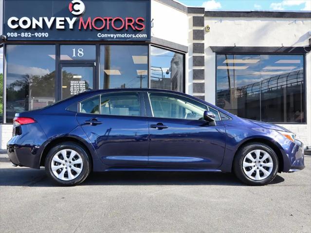 2025 Toyota Corolla Hybrid LE