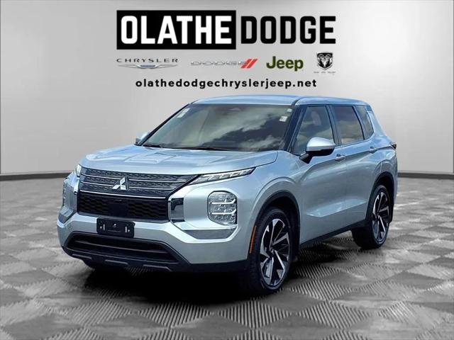 2022 Mitsubishi Outlander ES 2.5 2WD for sale in Olathe, KS