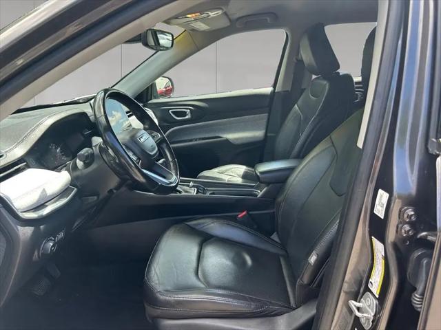 2022 Jeep Compass Latitude Lux 4x4