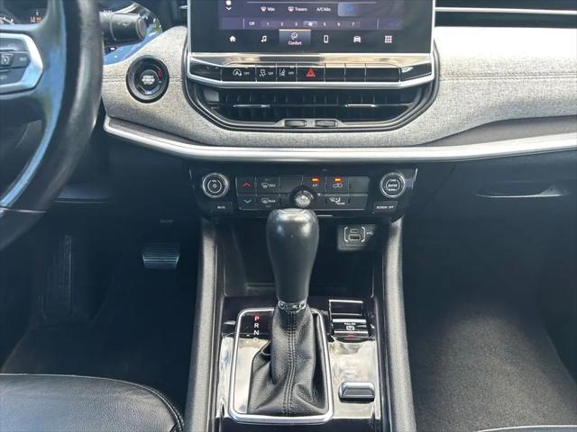 2022 Jeep Compass Latitude Lux 4x4