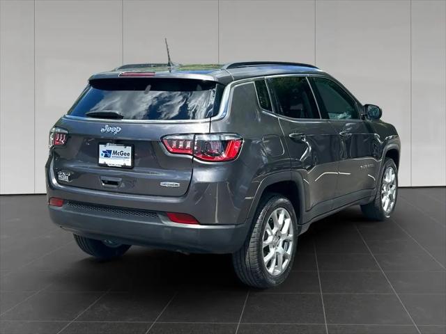 2022 Jeep Compass Latitude Lux 4x4