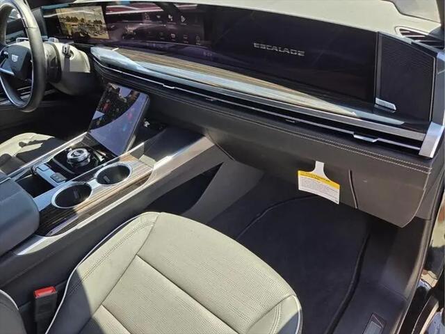2025 Cadillac Escalade Premium Luxury