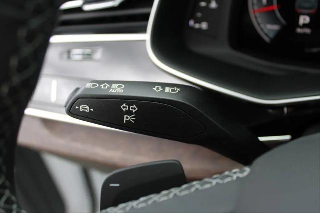 2026 Audi Q8 Premium Plus 55 TFSI quattro Tiptronic