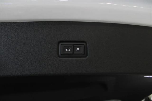 2026 Audi Q8 Premium Plus 55 TFSI quattro Tiptronic