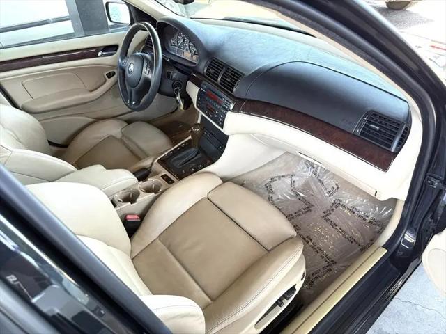 2005 BMW 325i 325i